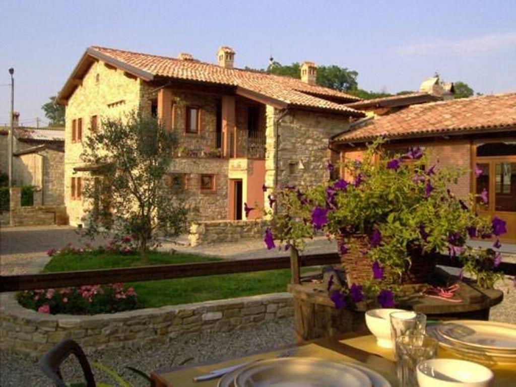 Agriturismo Corte Del Gallo Rivergaro Bagian luar foto